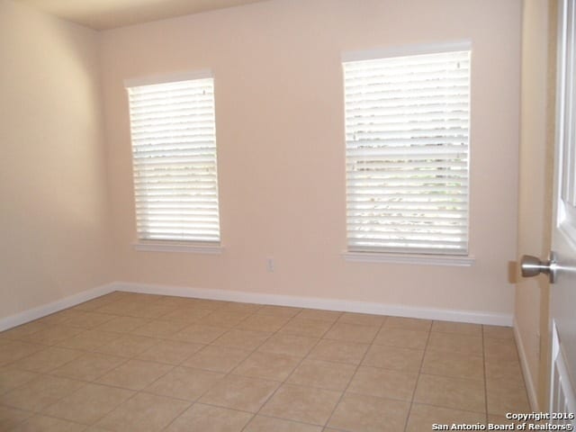 Building Photo - 1211 Rimrock Cv