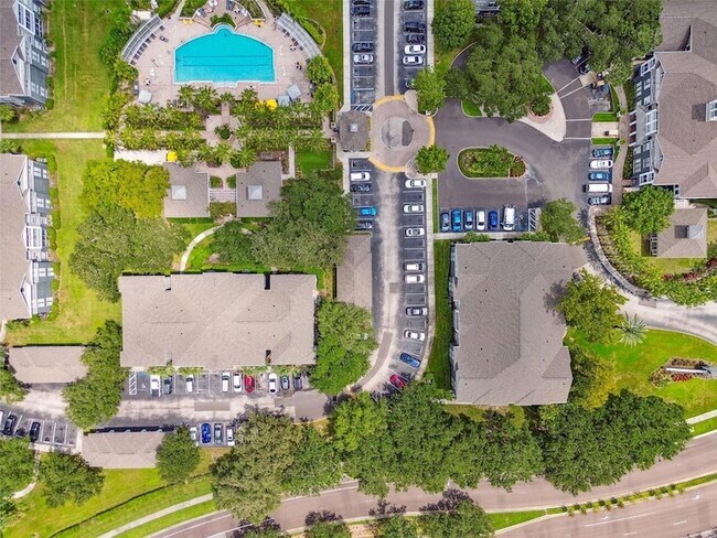 Building Photo - 9405 Crescent Loop Cir