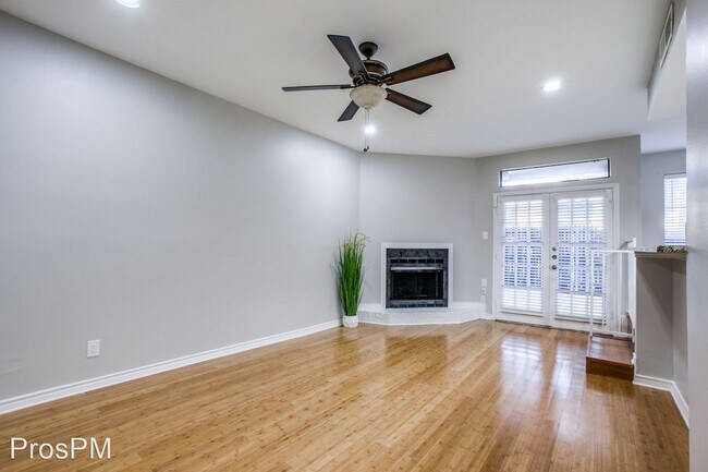 Building Photo - 1 br, 1 bath House - 7525 Holly Hill Drive...