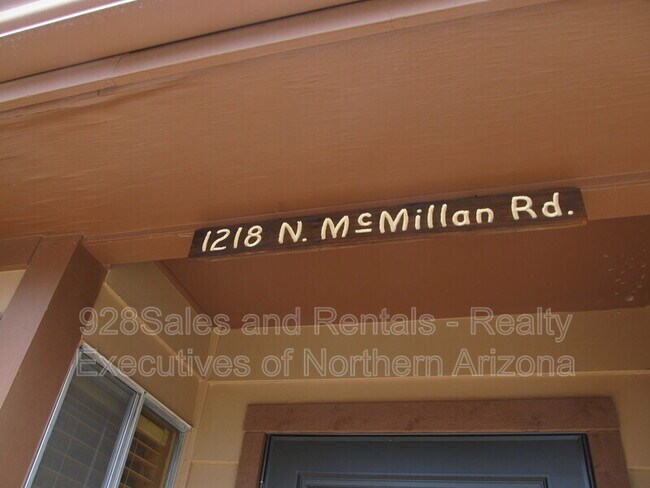 Building Photo - 1218 N McMillan Rd
