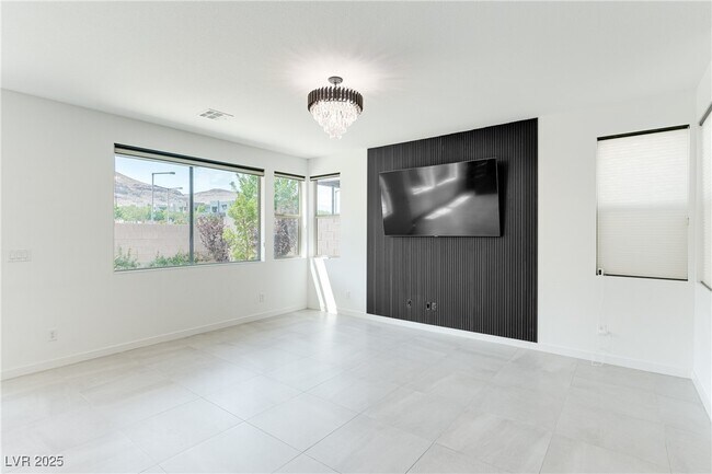Building Photo - 6333 Redstone Hls Dr