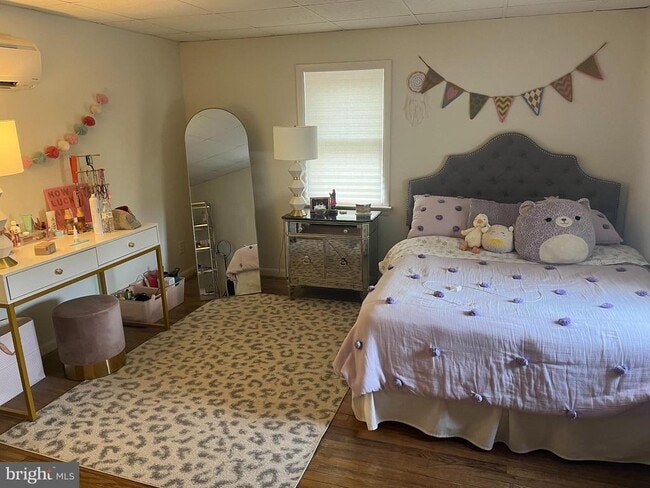 Building Photo - 38 S Main St