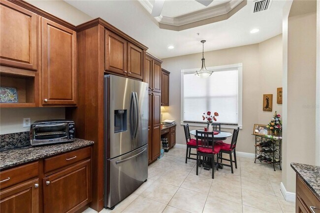 Building Photo - 5246 Manorwood Dr