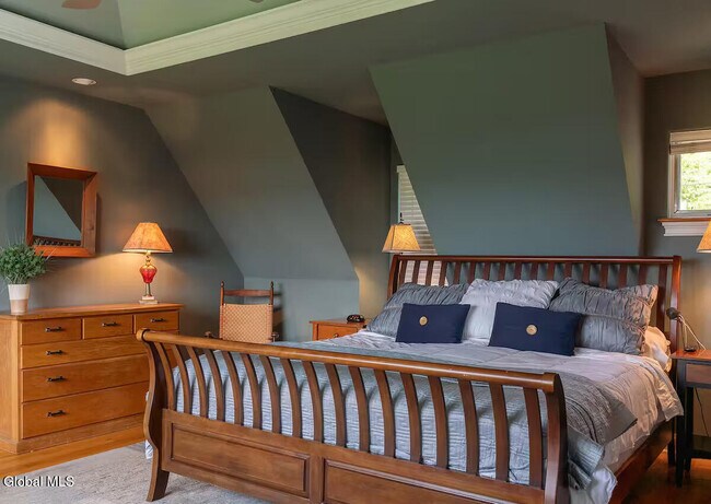 Building Photo - 27 Hill Rd