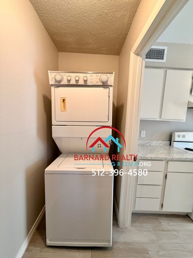 Building Photo - Majority of Utilities Paid and STEPS away from Campus