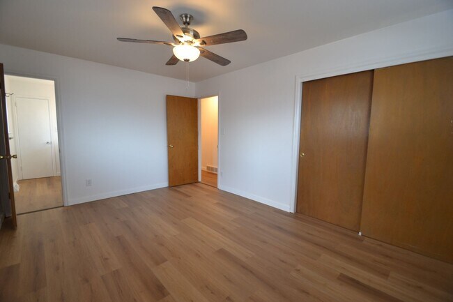 Building Photo - 2988 W Fontanero St