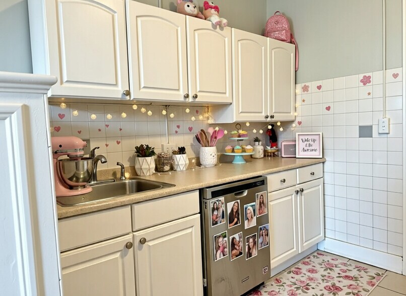 Building Photo - 72 Egmont St