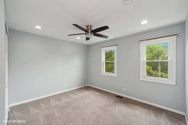 Building Photo - 1270 S Paddock Dr