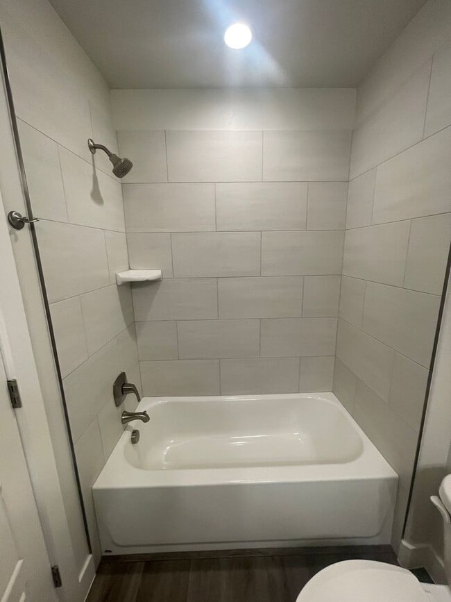 Building Photo - Mustang Valley Townhome!!