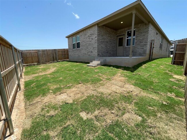 Building Photo - 173 Golden Bell Wy