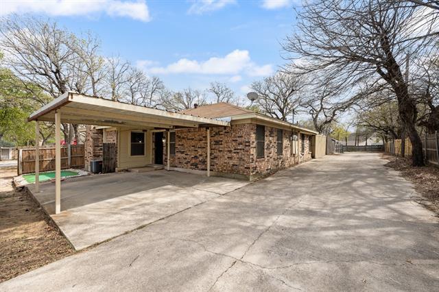 Building Photo - 2408 Miguel Ln