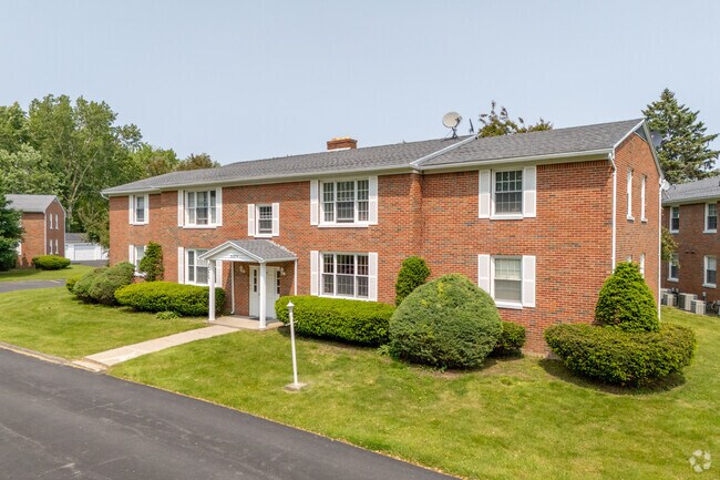 Building Photo - Locust Garden Apartments