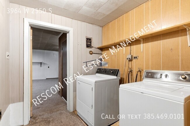 Building Photo - 3964 W 2550 S