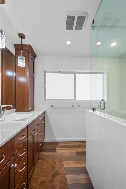 Building Photo - 2325 Barcelona Dr