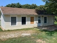 Building Photo - 931 Montebello Rd