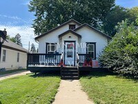 Building Photo - 4+ Bedroom, 2 Bath House with Garage and Fenced Backyard