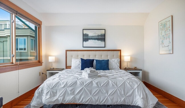 Building Photo - 173 Aloha St