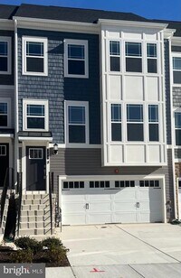 Building Photo - 304 Sweetbay Rd