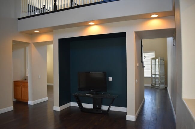 Building Photo - 870 Alabaster Ct