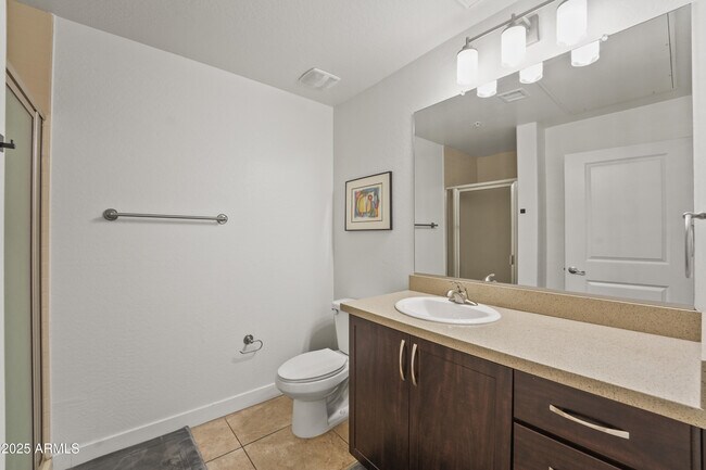 Building Photo - 5450 E Deer Valley Dr