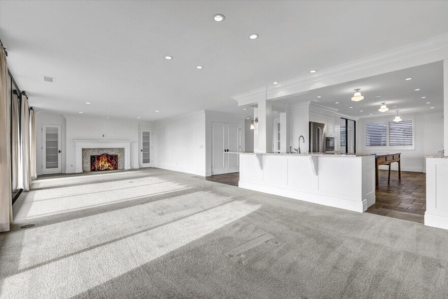 Building Photo - 1115 Granville Dr