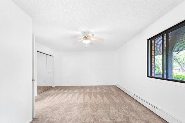 Building Photo - 15128 Quail Hollow Dr