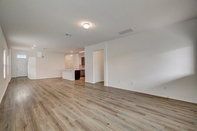 Building Photo - 8008 Copper Prairie Bend