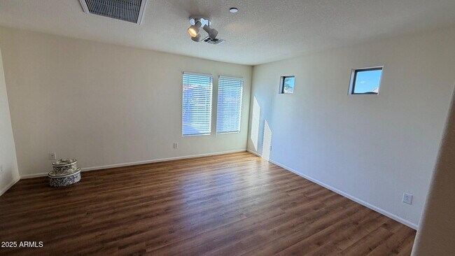 Building Photo - 21549 Backus Dr