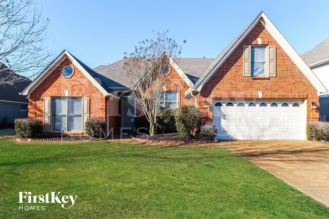 Building Photo - 1535 Far Dr