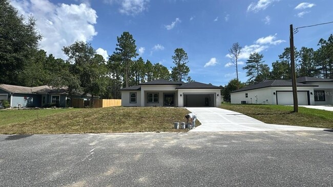 Primary Photo - 1481 W Landmark Dr