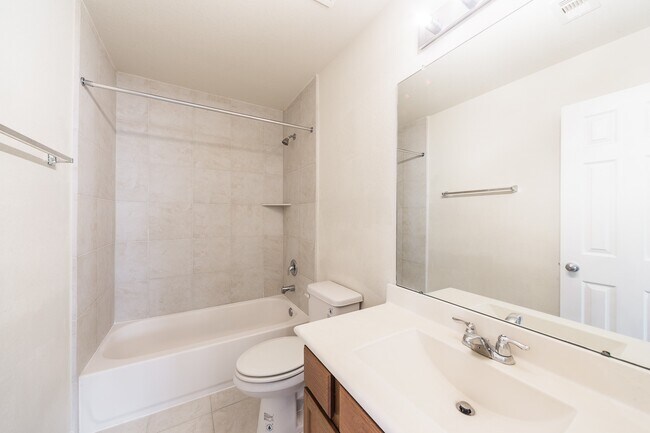 Building Photo - 7239 Autumn Sun Dr