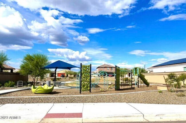 Building Photo - 12356 W Orangewood Ave