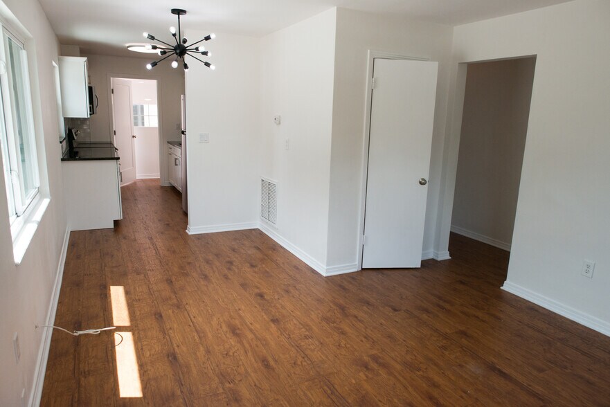 Building Photo - 4302 W North a St