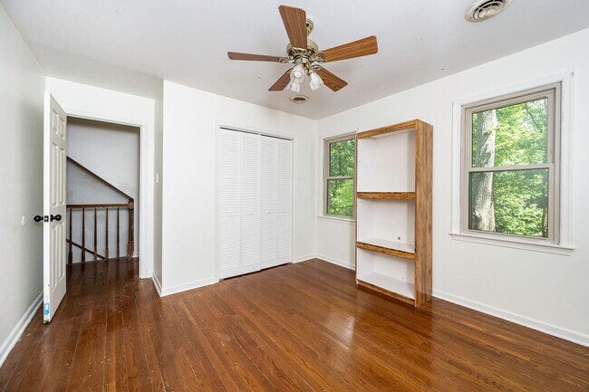 Building Photo - 720 Dove Path Ln