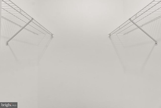 Building Photo - 111 Cavenrock Ct