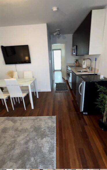 Building Photo - 1550 Pennsylvania Ave