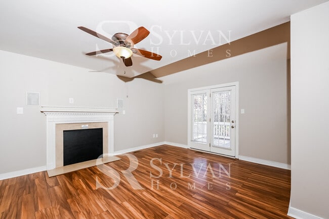 Building Photo - 14700 Blue Creek Pl