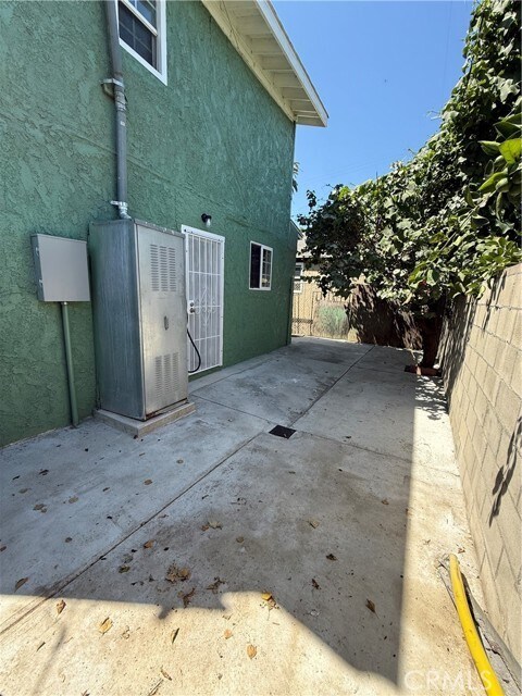 Building Photo - 1789 W 37th Dr