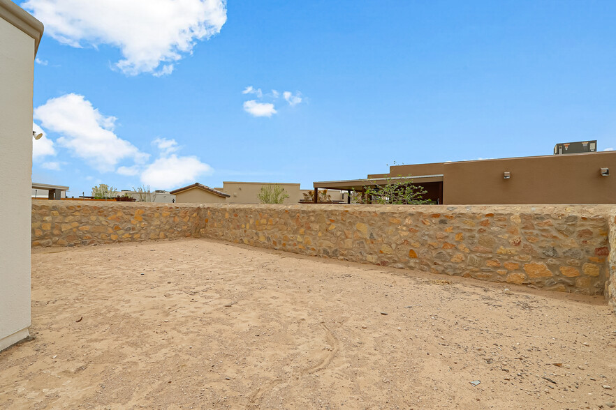 Building Photo - 1109 Paseo de Suerte Dr