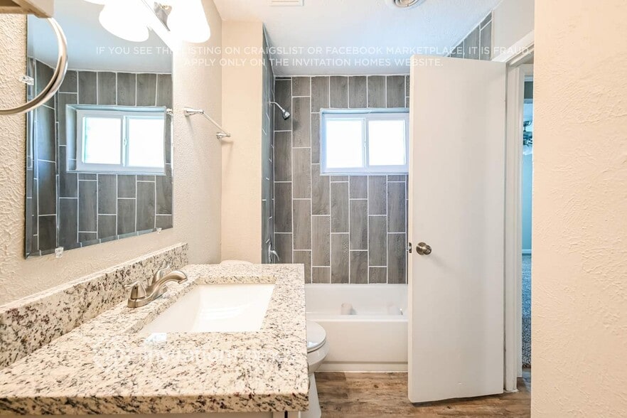 Building Photo - 4232 Scottsdale Dr