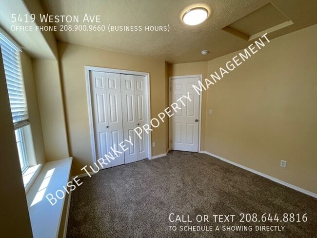 Building Photo - 5419 Weston Ave