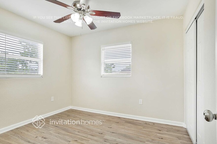 Building Photo - 907 N Hastings St