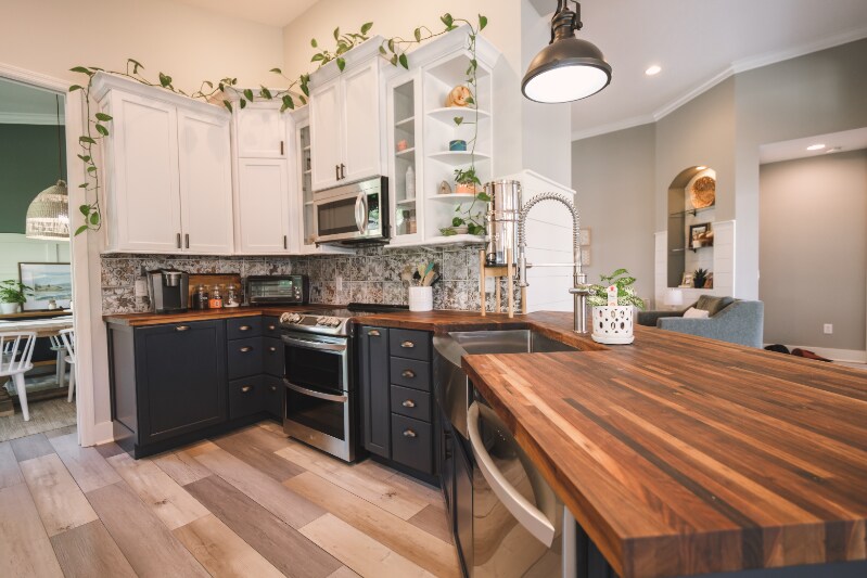 Building Photo - 5546 Whitehead St