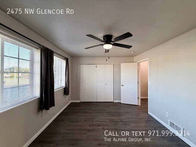 Building Photo - 2475 NW Glencoe Rd
