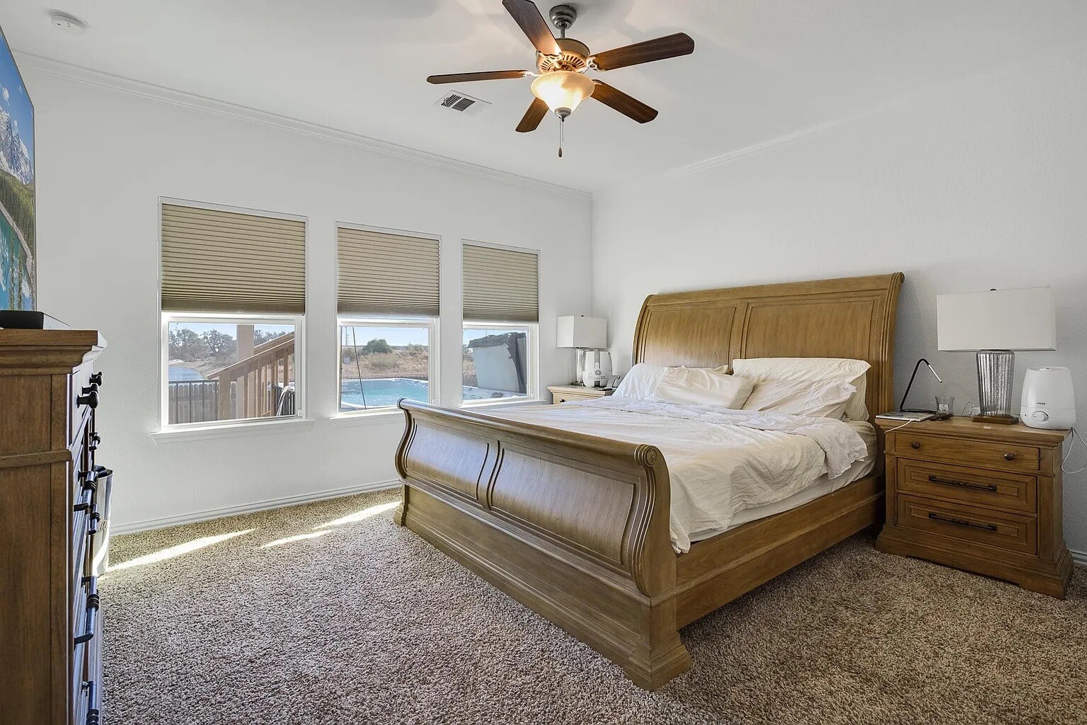 Building Photo - Room in House on Rancho Verde Dr