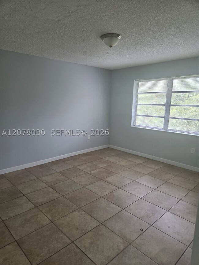 Building Photo - 20520 NW 15th Ave