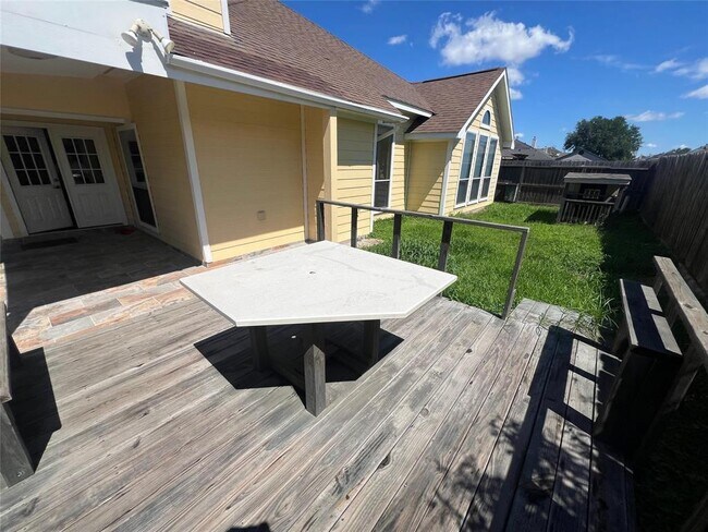 Building Photo - 7806 Crystal Moon Dr