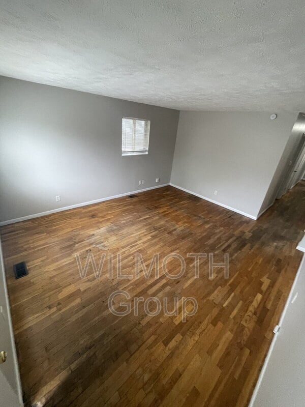 Building Photo - 1950 Carrollton Ave