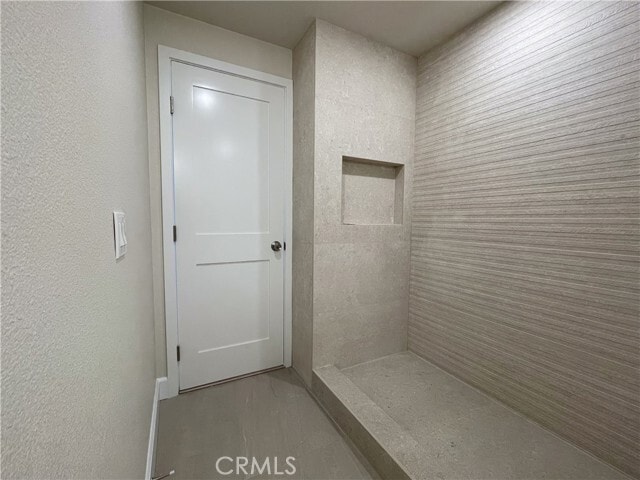 Building Photo - 6492 Fairlynn Blvd