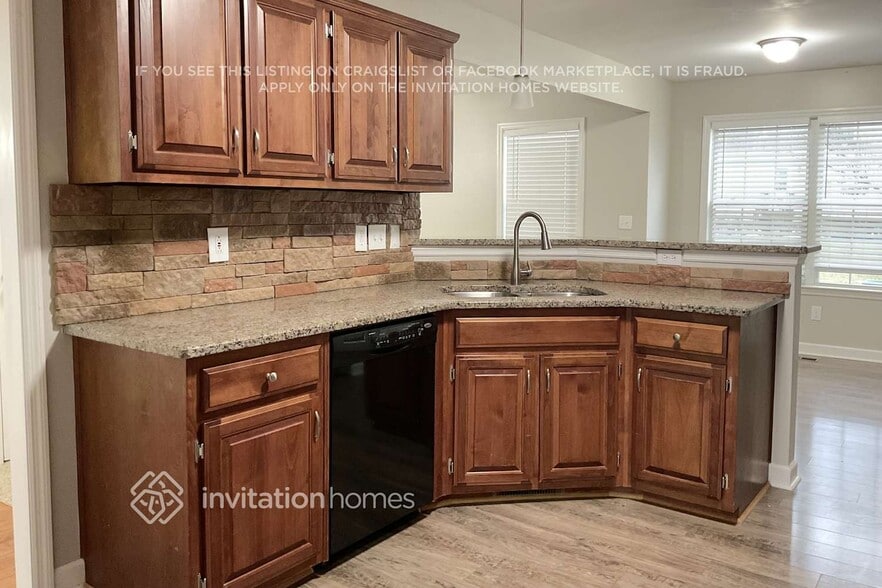 Building Photo - 2825 Jason Ct